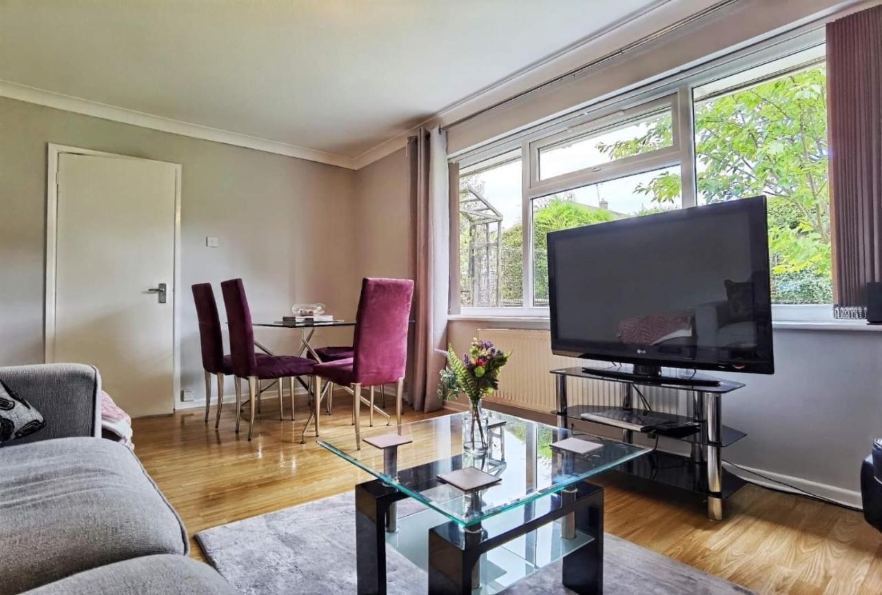 Fourth Avenue, Lovely Bungalow Available For Guests And Contractors Parking Wifi Nottingham Exterior foto